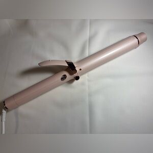 T3 SinglePass Curl X 1.25” Ceramic Extra-Long Barrel Curling Iron - Satin Blush